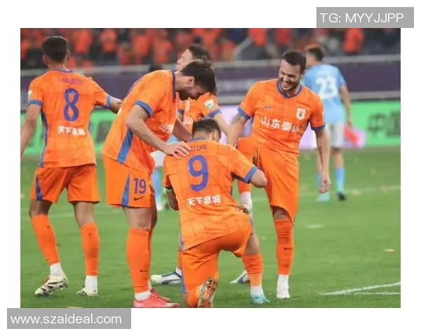 足球明星因不当行为被开除是否合法探讨与分析