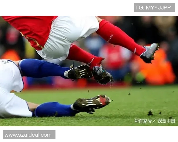 足球明星常见的伤病类型及其对职业生涯的影响分析